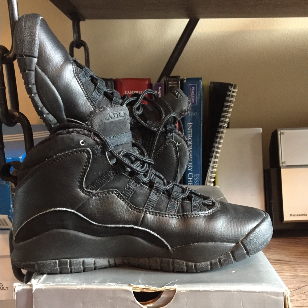 Air Jordan Retro 10 Black/ White